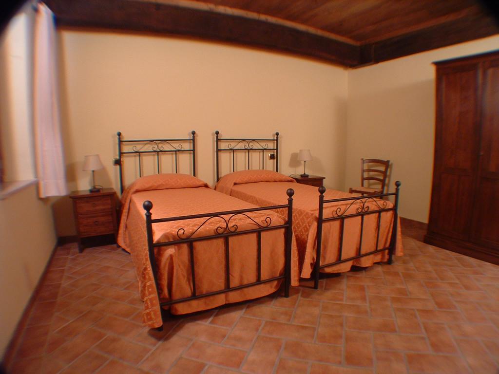 Antica Grancia Di Quercecchio Apartman Montalcino Kültér fotó
