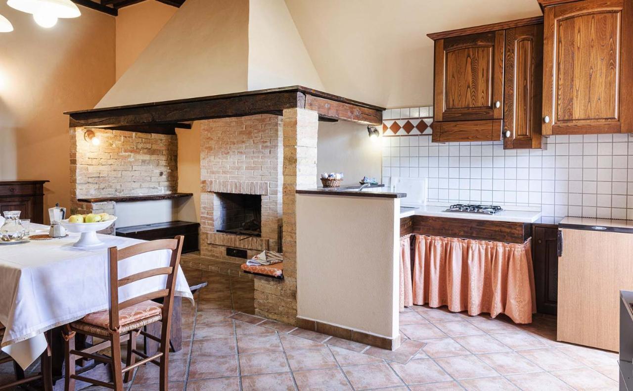 Antica Grancia Di Quercecchio Apartman Montalcino Kültér fotó